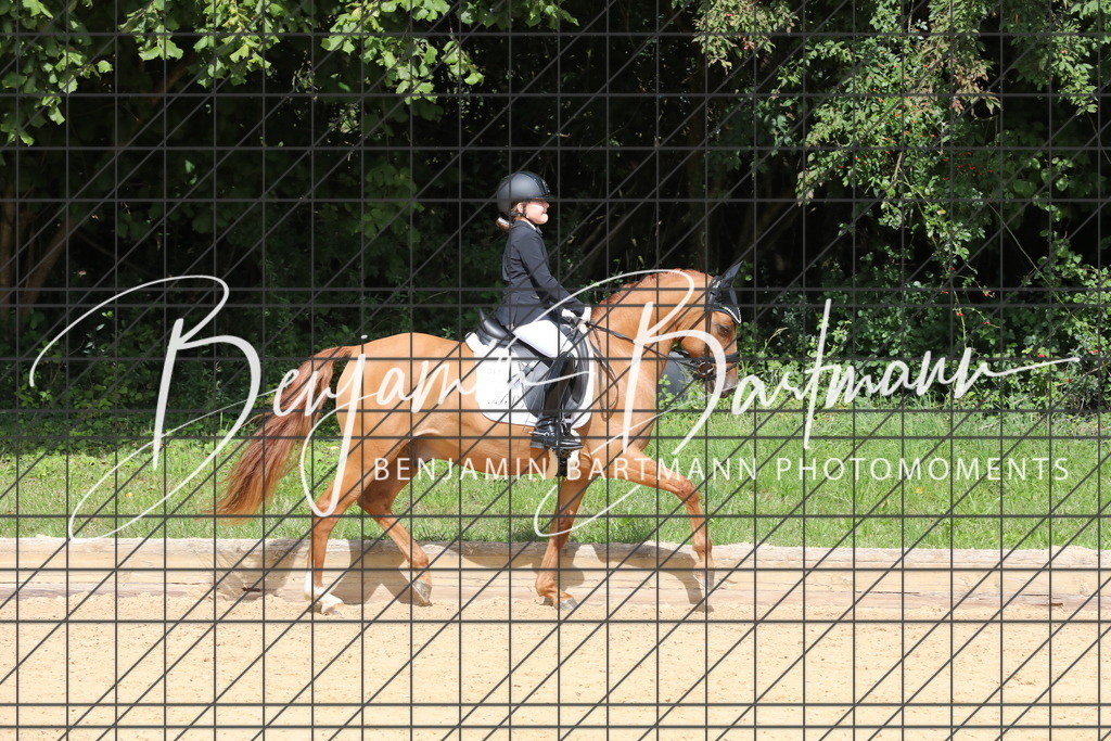 AZ2A2357 | Benjamin Bartmann Photomoments