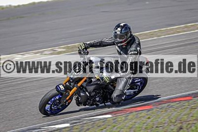 pube8449 | Professionelle Fotos von Sportveranstaltungen, aber auch Hochzeiten und anderen Events. - Realisiert mit Pictrs.com