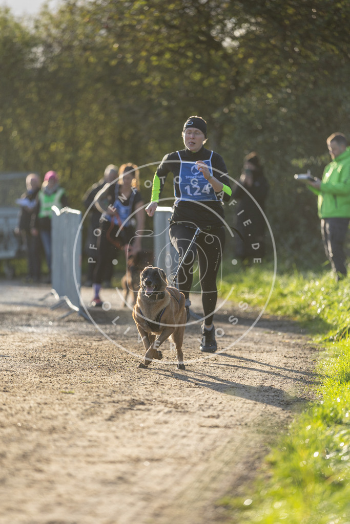 Pfotenfotografie.de_DV3A2951 | Hundefotografie, Tierfotograf, Pfotenfotografie, Fotoshooting Hund, Hunde Portrait, Hundesport, Hundeportraits, Heideshooting, Hunde, Sportfotograf, Hundefotograf, Turnierhundsport, THS, canicross - Realisiert mit Pictrs.com
