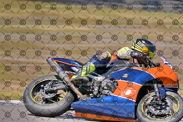 26bt05-0350 | markuskiefer.com - Realisiert mit Pictrs.com