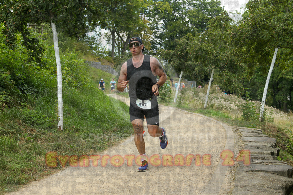 250824_1420_EX1_5877 | Sportfotografie im Rhein-Sieg Kreis, Köln, Bonn, NRW, Rheinland Pfalz, Hessen, etc. Unser Tätigkeitsfeld umfasst den Laufsport vom Volkslauf über den Marathon, Duathlon, Triathon bis zum Ultralauf wie Kölnpfad Ultra oder Schindertrail.