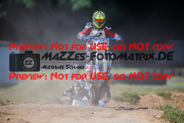 MaZZes_FotoMatrix_220702_5588 | UE40