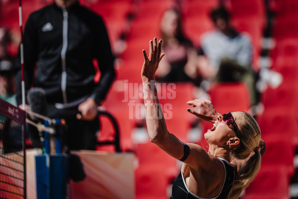 Beachvolleyball | Frauen | Allianz German Beach Tour 2025 | Tourstop Düsseldorf | 09.05.2025 | Emilie Olimstad beim Angriff
