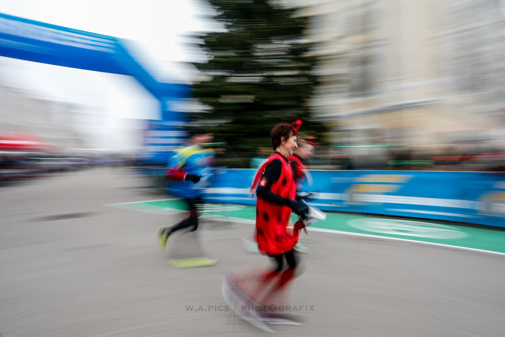 AW_20231231awmac-51 | WELS, 31.12.2023, Sparkasse Silvesterlauf Wels 2023 , Image shows: Photo: WAPICS / Andreas Willdoner