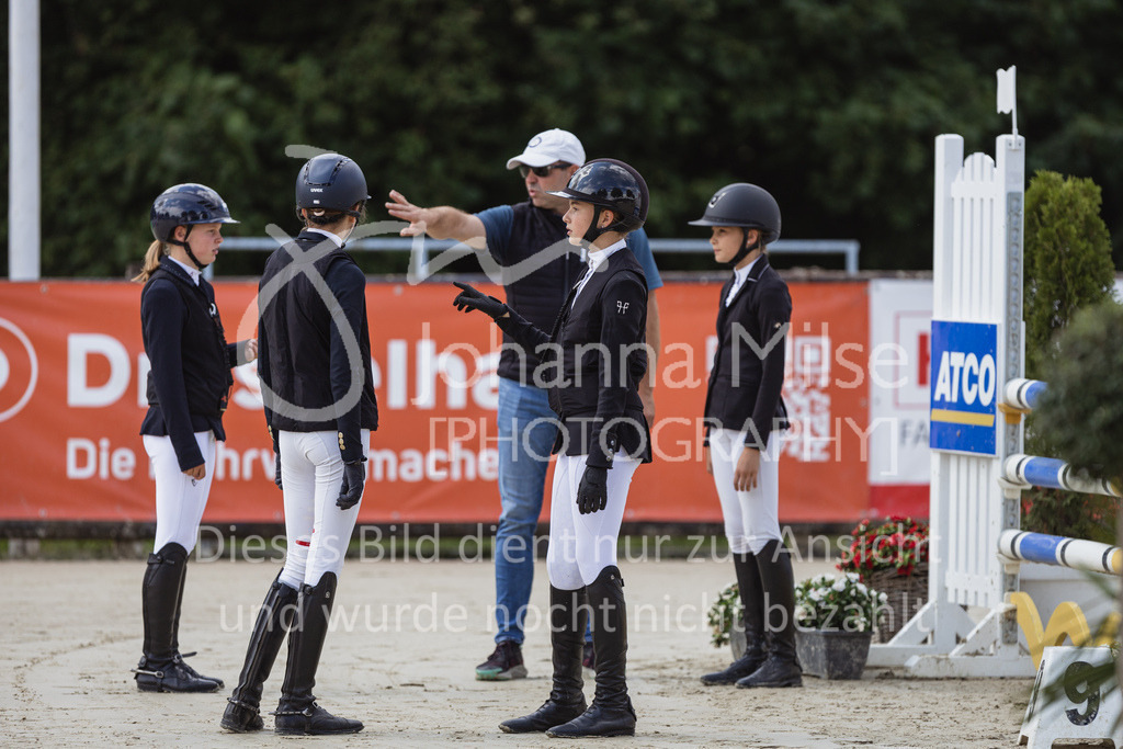 230729_BHO_PonyTrophy-509 | Deine schönsten Turniermomente als professionelle Fotos! Entdecke hochwertige Pferdesport-Fotografie im Online-Shop. Jetzt Fotos finden & bestellen!