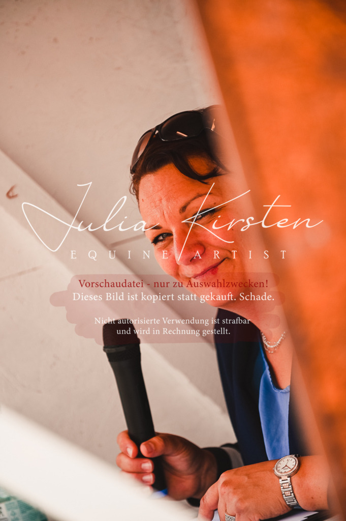 DSC_6398 | Pferde- und Turnierfotografie in Westsachsen. Pferdeportraits, Auftragszeichnungen und intuitive Kunst.