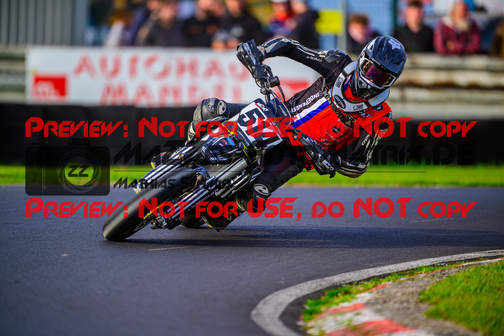 MaZZes_Fotomatrix_20251003_6007705_0715-2 | S4