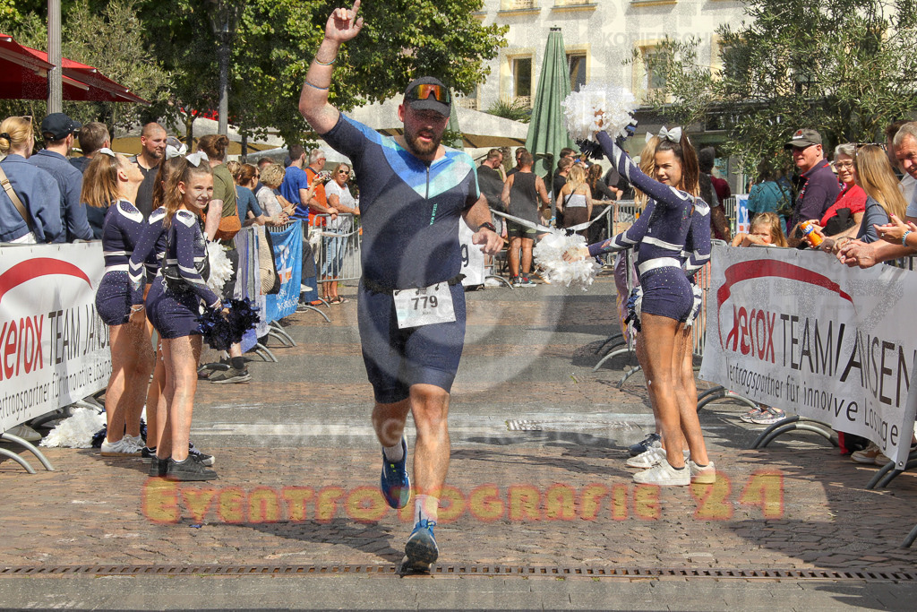 250824_1512_EV4_2740 | Sportfotografie im Rhein-Sieg Kreis, Köln, Bonn, NRW, Rheinland Pfalz, Hessen, etc. Unser Tätigkeitsfeld umfasst den Laufsport vom Volkslauf über den Marathon, Duathlon, Triathon bis zum Ultralauf wie Kölnpfad Ultra oder Schindertrail.