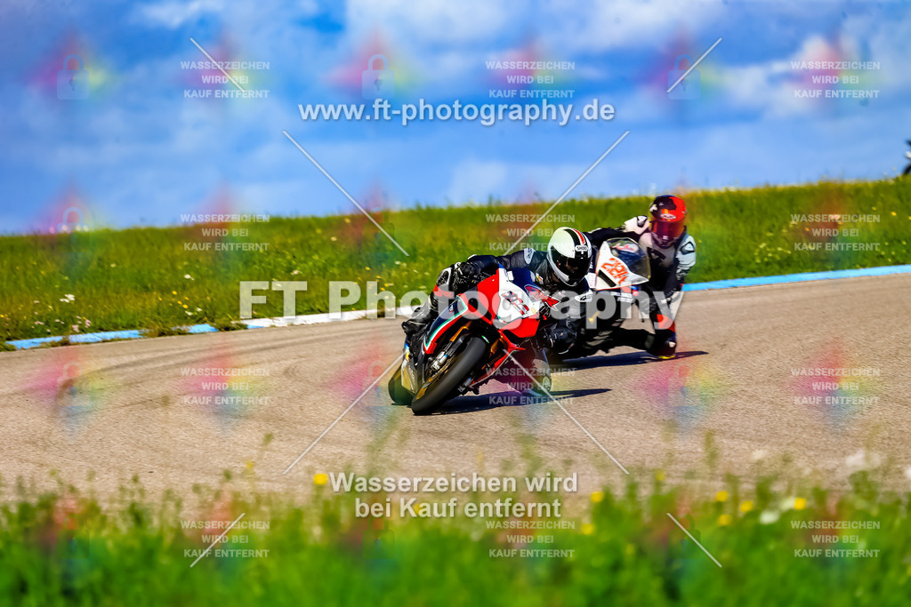 014-5273 | Hier findet Ihr Bilder von Touristenfahrten auf der Nürburgring Nordschleife oder von anderen Veranstaltungen die ich besucht habe. Viel Spass beim Durch Schauen 