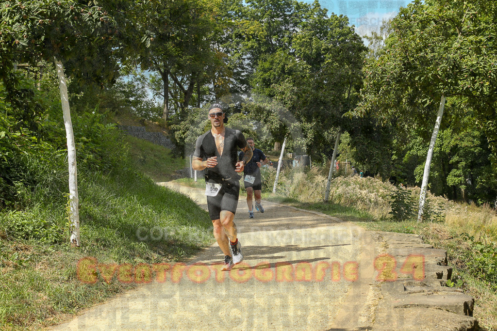 250824_1411_EX1_5302 | Sportfotografie im Rhein-Sieg Kreis, Köln, Bonn, NRW, Rheinland Pfalz, Hessen, etc. Unser Tätigkeitsfeld umfasst den Laufsport vom Volkslauf über den Marathon, Duathlon, Triathon bis zum Ultralauf wie Kölnpfad Ultra oder Schindertrail.