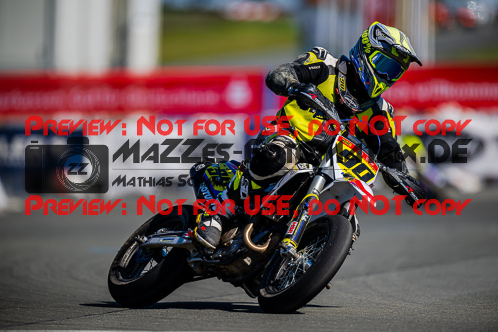 MaZZes_FotoMatrix_220903_2249 | S1