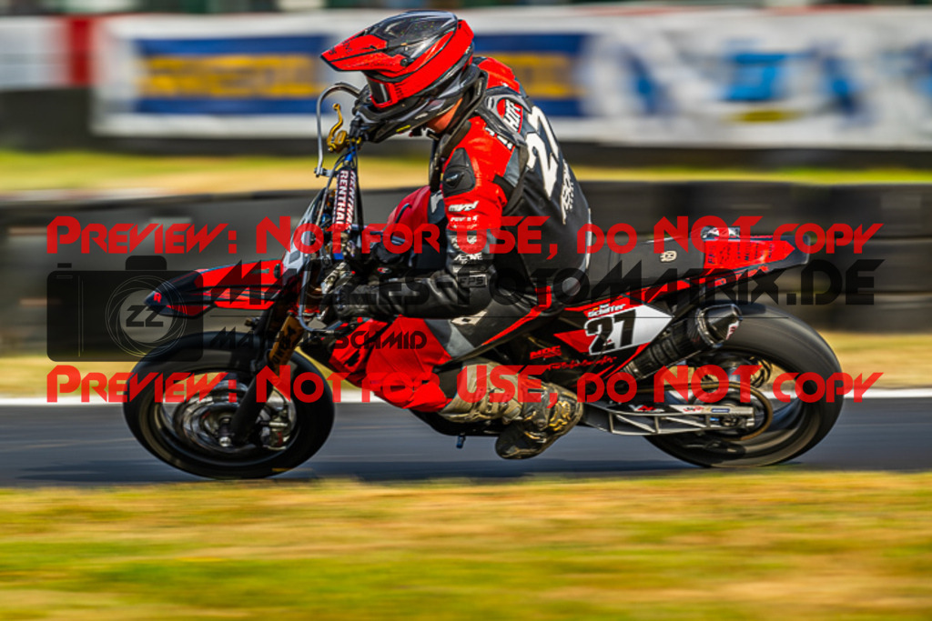 MaZZes_FotoMatrix_230701_6212 | S4