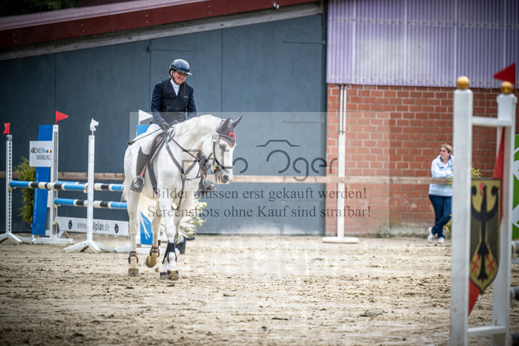 DOS_1190 | Reitturnier Venne - Realisiert mit Pictrs.com