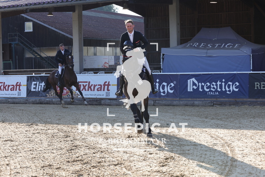 0P6A8385 | Willkommen bei Brunnmayr - Design & Fotografie – Ihrem Spezialisten für Reitturniere und Pferdeveranstaltungen in Oberösterreich, Salzburg und Bayern! Seit über 17 Jahren sind wir leidenschaftlich dabei.