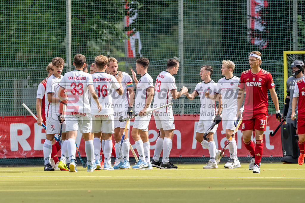 HK_20240907_105349 | 1. Bundesliga Herren RW Köln - Crefelder HTC am 7.9.2024 RW Köln, Köln , Julius Dittmar ( Crefelder HTC #24 ) , Schröder Mika ( Crefelder HTC #33 ) , van Ehren Christian ( Crefelder HTC #16 ) , Niklas Wellen ( Crefelder HTC 10 ) , Julius Hayner ( Crefelder HTC #6 ) , Boomes Anton ( Crefelder HTC #23 )