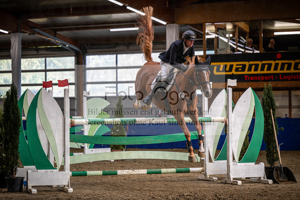 DOS_2546 | Entdecke hochwertige Reitturnierfotos von Foto Oger. Professionell, emotional und authentisch – jetzt Lieblingsmomente im Shop bestellen.Deutschlandweite Turnierfotografie. - Realisiert mit Pictrs.com