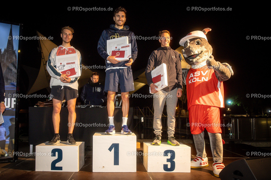 21. ASV Nachtlauf; Koeln, 08.05.24 | Impressionen vom 21. ASV Nachtlauf am 08.05.24 am Tanzbrunnen in Koeln. Foto: BEAUTIFUL SPORTS/Axel Kohring