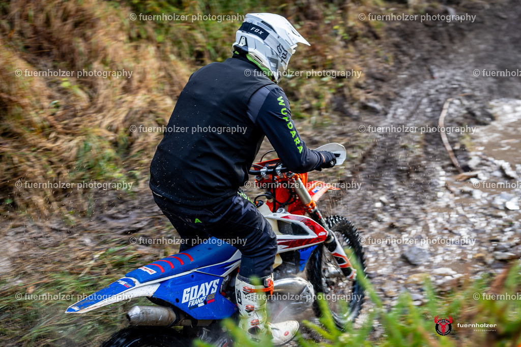 fuernholzer_241026-C1-49 | Fotografische Impressionen von der Red Stag Enduro Extreme by fuernholzer-photography.com. Endurosport in Österreich fotografisch festgehalten von fuernholzer. Auftragsfotografie für Private, Gewerbefotos und Industriefotografie. Eventfotografie, Sportfotografie und Motorsportfotografie. Anbieter von Fotoworkshops, Fototraining, fotografischen Vorträgen und Fotoseminaren.