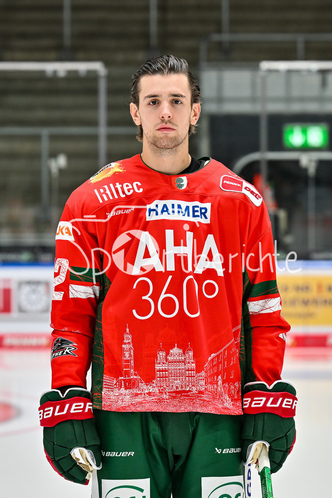 Augsburger Panther 2025/26 | im Bild Thomas SCHEMITSCH (Augsburger Panther #62) / Einzelfoto / Freisteller / Media Day Augsburger Panther: Curt-Frenzel Stadion am 06.08.2025
