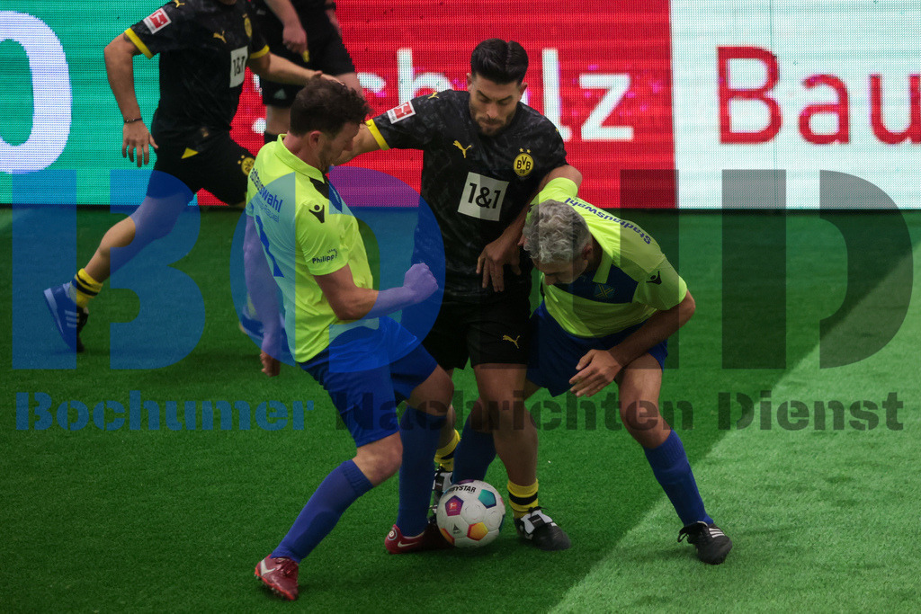 Hallenmasters Castrop-Rauxel - Legendenturnier {date} -  | {headline}



(Foto: Sebastian Sendlak / BOND)

 - Realisiert mit Pictrs.com