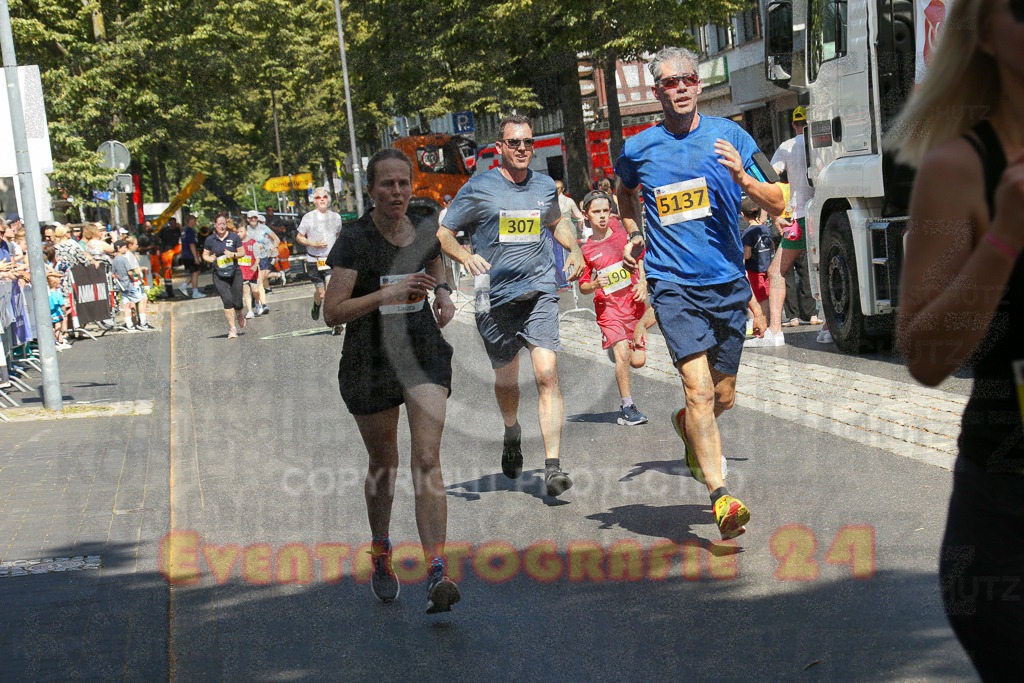 250621_1049_EX1_2744 | Sportfotografie im Rhein-Sieg Kreis, Köln, Bonn, NRW, Rheinland Pfalz, Hessen, etc. Unser Tätigkeitsfeld umfasst den Laufsport vom Volkslauf über den Marathon, Duathlon, Triathon bis zum Ultralauf wie Kölnpfad Ultra oder Schindertrail.