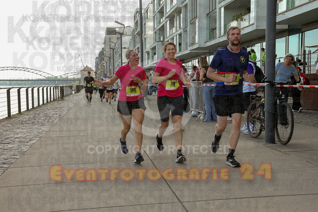 250920_1451_EX1_7871 | Sportfotografie im Rhein-Sieg Kreis, Köln, Bonn, NRW, Rheinland Pfalz, Hessen, etc. Unser Tätigkeitsfeld umfasst den Laufsport vom Volkslauf über den Marathon, Duathlon, Triathon bis zum Ultralauf wie Kölnpfad Ultra oder Schindertrail.