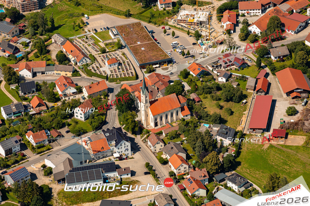 Das Luftbild zeigt :  Ried - Die Luftaufnahme wurde 2024 vom UL-Flugzeug aus erstellt ( keine Drohne ) - Hochauflösende Luftaufnahme - Für grossformatige Ausdrucke geeignet. Die Geschenkidee !Mit Lizenz und Bildrechte bestellbar