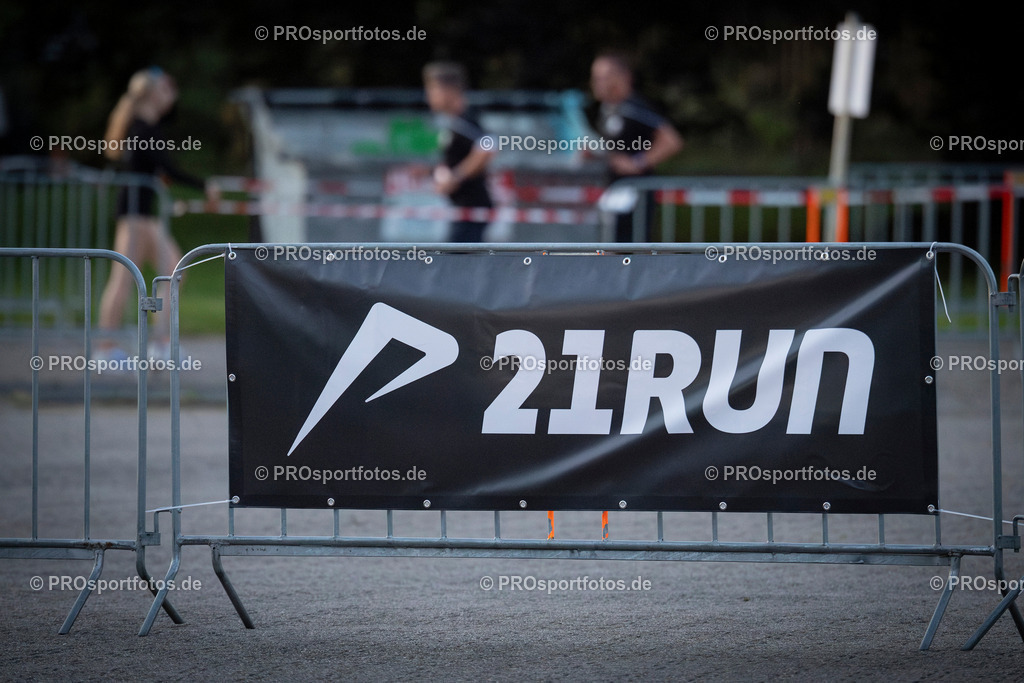 22. ASV Nachtlauf; Koeln, 28.05.25 | Impressionen vom 22. ASV Nachtlauf am 28.05.25 am Tanzbrunnen in Koeln. Foto: BEAUTIFUL SPORTS/Axel Kohring