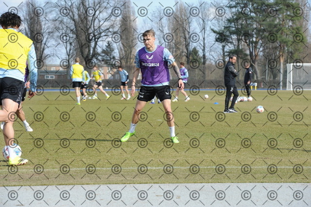RGE_8829 | Hertha BSC, 2.Bundesliga, Herren, Training auf dem Hanns-Braun-Platz, Saison 2025/26, Bildmitte Marten Winkler ( Hertha BSC ),  11.03. 2026, Fotograf: Ralf Gebhardt - Realisiert mit Pictrs.com
