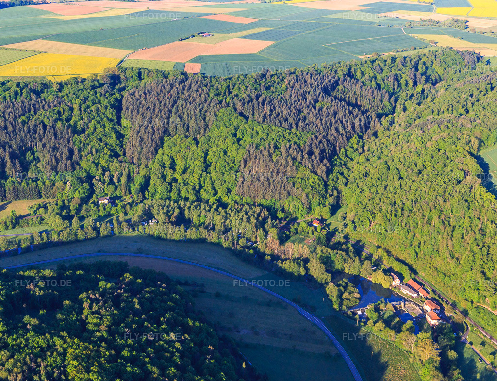 Luftbild: Camping Forelle am Tauberufer hinter der Teilbacher Mühle im Ortsteil Waldenhausen in Wertheim im Bundesland Baden-Württemberg in Deutschland. Foto: IMG_146674.jpg vom 11.05.2025 durch Werner Riehm/FLY-FOTO.deCAMPINGPLATZ-FORELLE.DE