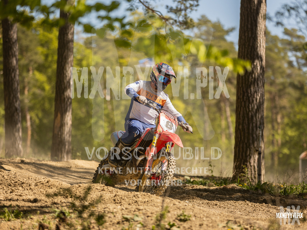 866A5282 | mxndyyvipix