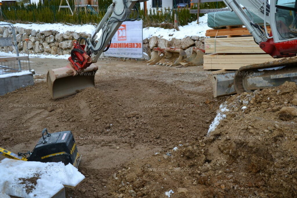 bib-lg02-erdarbeiten-0226 | Nach LV-Leistungsgruppen sortierte Detailfotos über den Bau eines Hauses. Alle Hausbau-Bilder direkt vom Urheber und Autor der Website Haus-Selber-Bauen.com