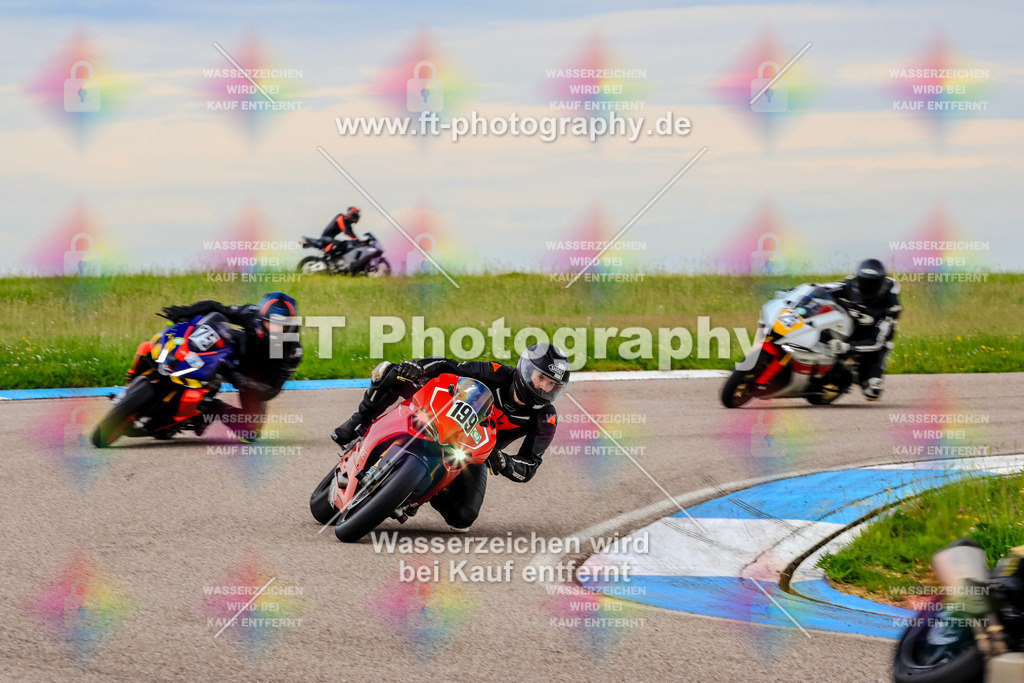 MotoTeam-2039 | Hier findet Ihr Bilder von Touristenfahrten auf der Nürburgring Nordschleife oder von anderen Veranstaltungen die ich besucht habe. Viel Spass beim Durch Schauen 