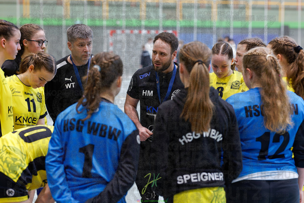 Hessenmeisterschaft wJC - Finale; HSG Kleenheim - HSG Weiterstadt/ Braunsh.Worf. | Hessenmeisterschaft wJC - Finale; HSG Kleenheim - HSG Weiterstadt/ Braunsh.Worf. am 22.03.2025 in Biedenkopf (Sporthalle Lahntalschule)Photo © 2025 - Jörg Heinrich - Realisiert mit Pictrs.com