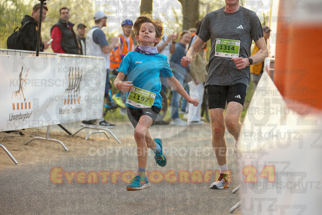 250328_1800_EX1_6316 | Sportfotografie im Rhein-Sieg Kreis, Köln, Bonn, NRW, Rheinland Pfalz, Hessen, etc. Unser Tätigkeitsfeld umfasst den Laufsport vom Volkslauf über den Marathon, Duathlon, Triathon bis zum Ultralauf wie Kölnpfad Ultra oder Schindertrail.