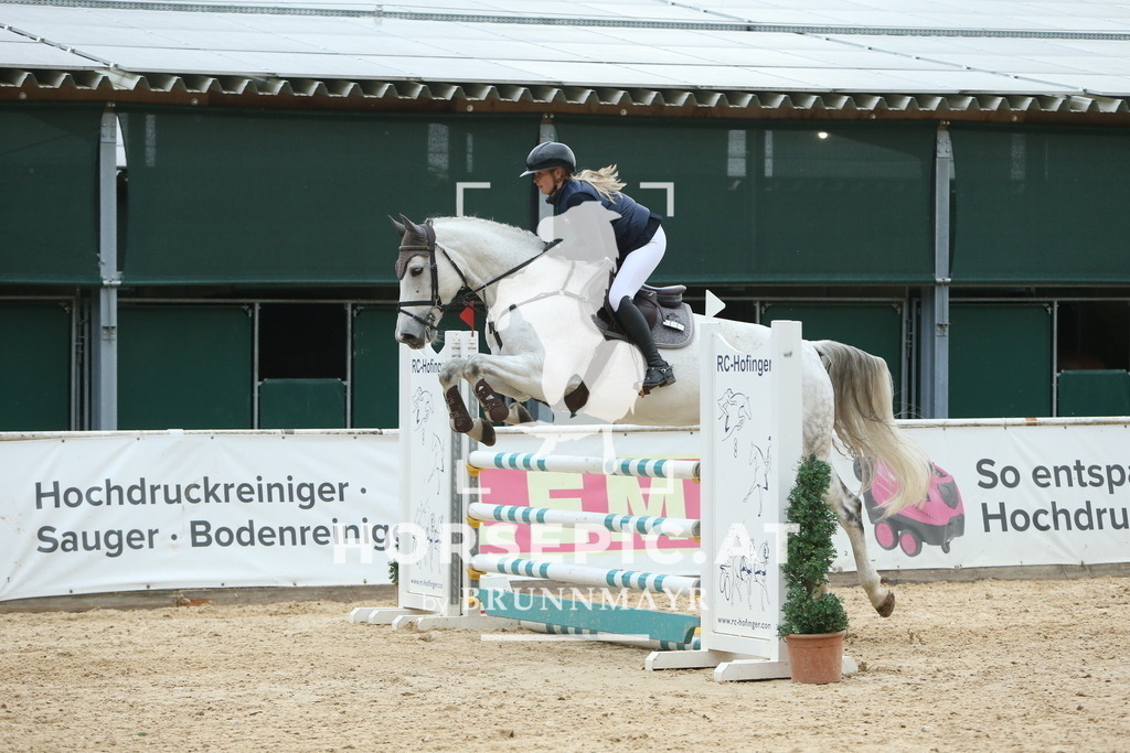 DL2Q7729 | Willkommen bei Brunnmayr - Design & Fotografie – Ihrem Spezialisten für Reitturniere und Pferdeveranstaltungen in Oberösterreich, Salzburg und Bayern! Seit über 17 Jahren sind wir leidenschaftlich dabei.