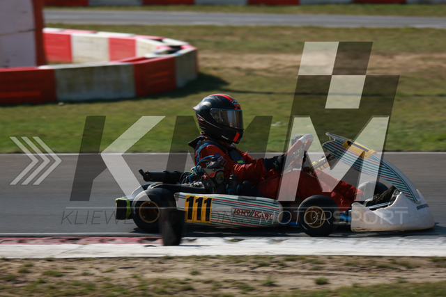 0DKP2407 | Kliewer Motion & Motorsport - Realisiert mit Pictrs.com