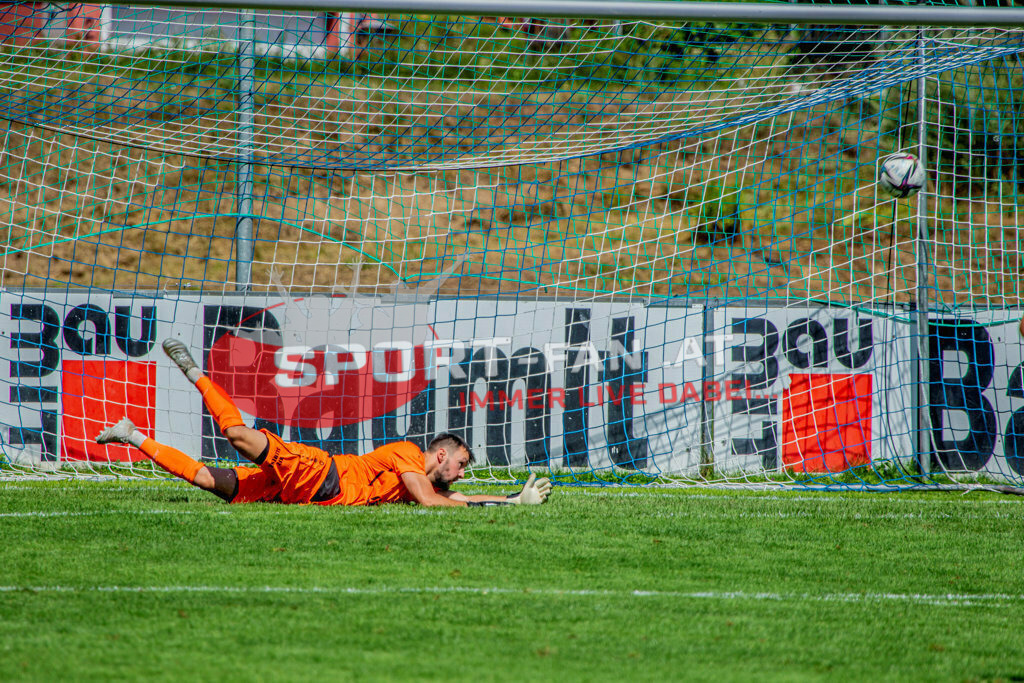 ASV Klagenfurt - Donau Klagenfurt | Vladimir Kajkut (ASV Klagenfurt #1) ; ASV Klagenfurt - Donau Klagenfurt am 31.07.2022 in Klagenfurt
(ASV Platz Annabichl), AUSTRIA, (Photo by Ernst Krawagner sport-fan.at) - Realisiert mit Pictrs.com
