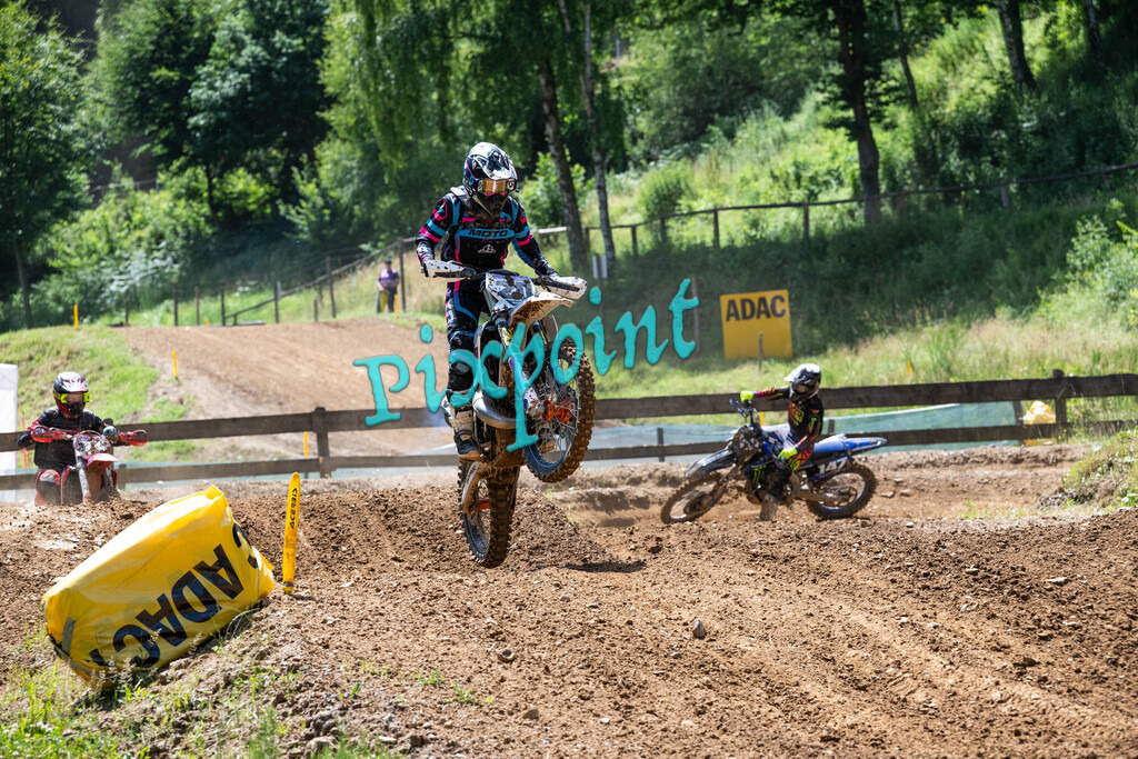 MX Cup Bielstein-212 | pixpoint - Realisiert mit Pictrs.com