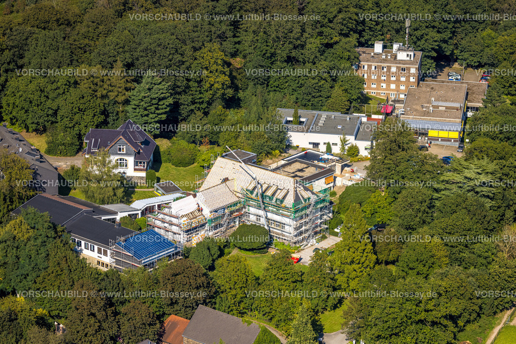 Hattingen240810287 | Luftbild, Baustelle und Renovierung Tagungszentrum Hattingen, hinten das DGB Jugendbildungszentrum, Niederbonsfeld, Hattingen, Ruhrgebiet, Nordrhein-Westfalen, Deutschland