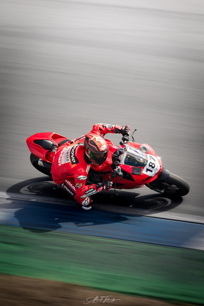 Ducati Trackday Hockenheimring 2026 | Entdecken Sie die faszinierende Welt von Alexander Tschuncky Arts: Kreative Fotografie, atemberaubende Automobilkunst und hochwertiger Bilderdruck. Lassen Sie sich inspirieren! - Realisiert mit Pictrs.com