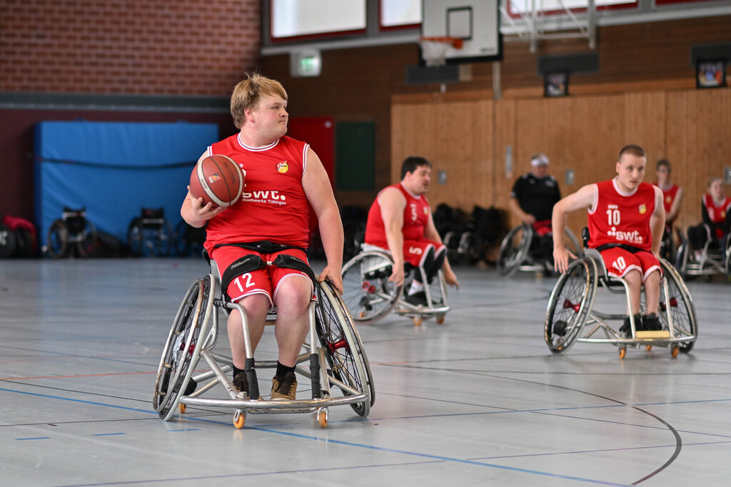 2025-11-30-Ralph_Kunze-4748 | Ralph Kunze - Realisiert mit Pictrs.com