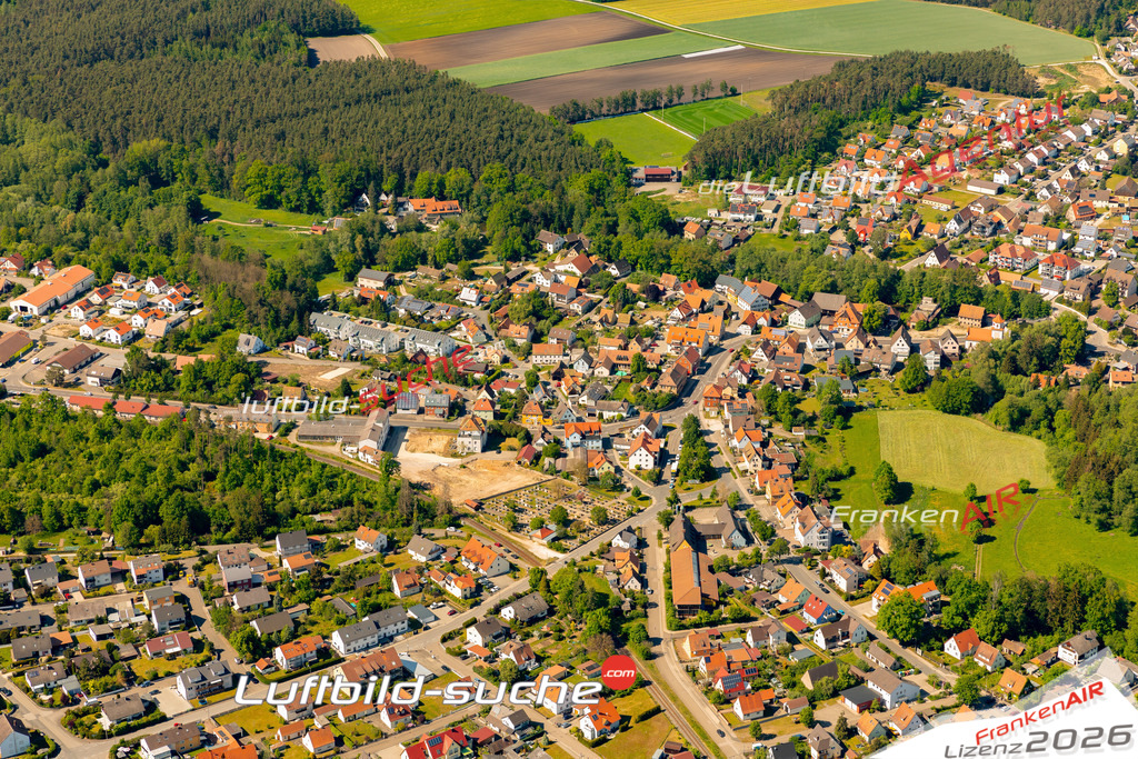 Das Luftbild zeigt : Eckersmühlen Roth - Die Luftaufnahme wurde 2024 vom UL-Flugzeug aus erstellt ( keine Drohne ) - Hochauflösende Luftaufnahme - Für grossformatige Ausdrucke geeignet. Die Geschenkidee !Mit Lizenz und Bildrechte bestellbar