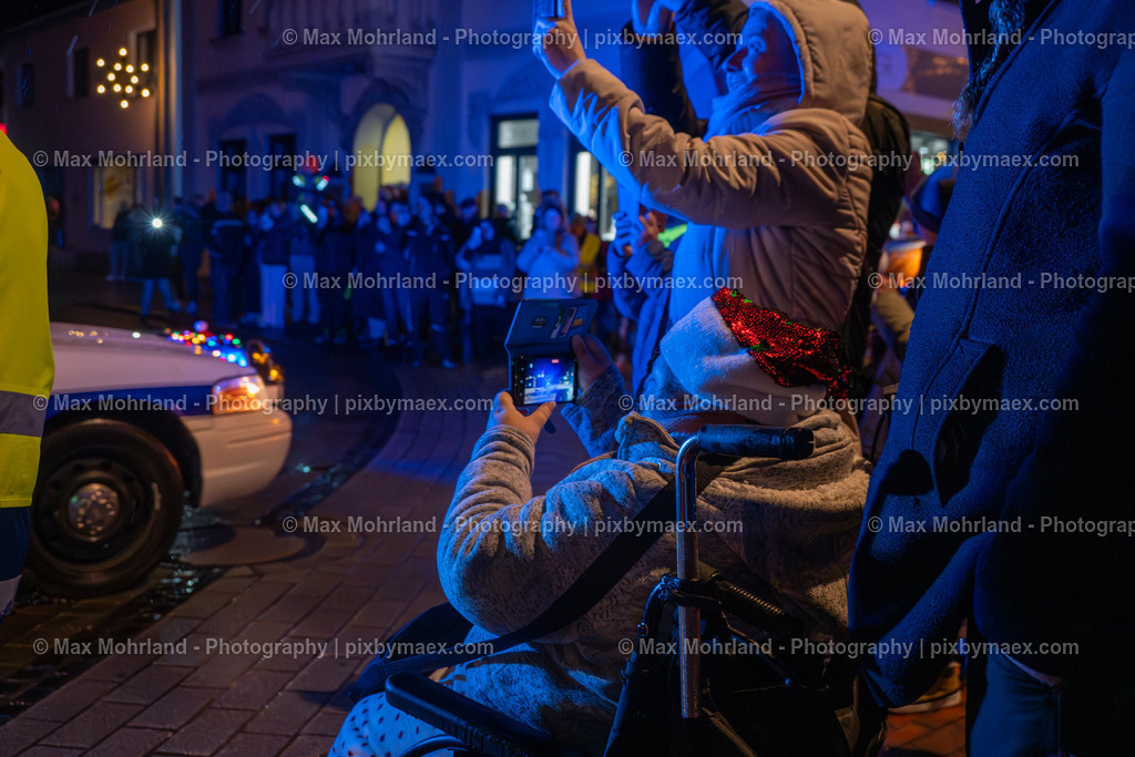 Lichterfahrt-Barsntorf_061225-MM_8621-0035 | Max Mohrland - Photography - Realisiert mit Pictrs.com