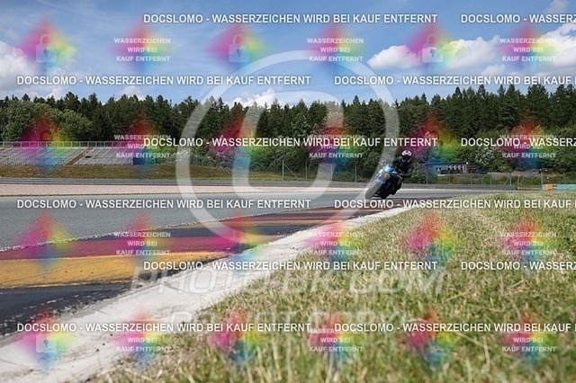 2016-07-01-PBK-4699 | Sportfotografie; SlowMotion; Video; Rennstrecke; Hafeneger; RSE; Speer; Trackday; Motorsportarena; Hockenheimring; Brno; Most; Barcelona; Valencia, Benny; Kaetzmer;