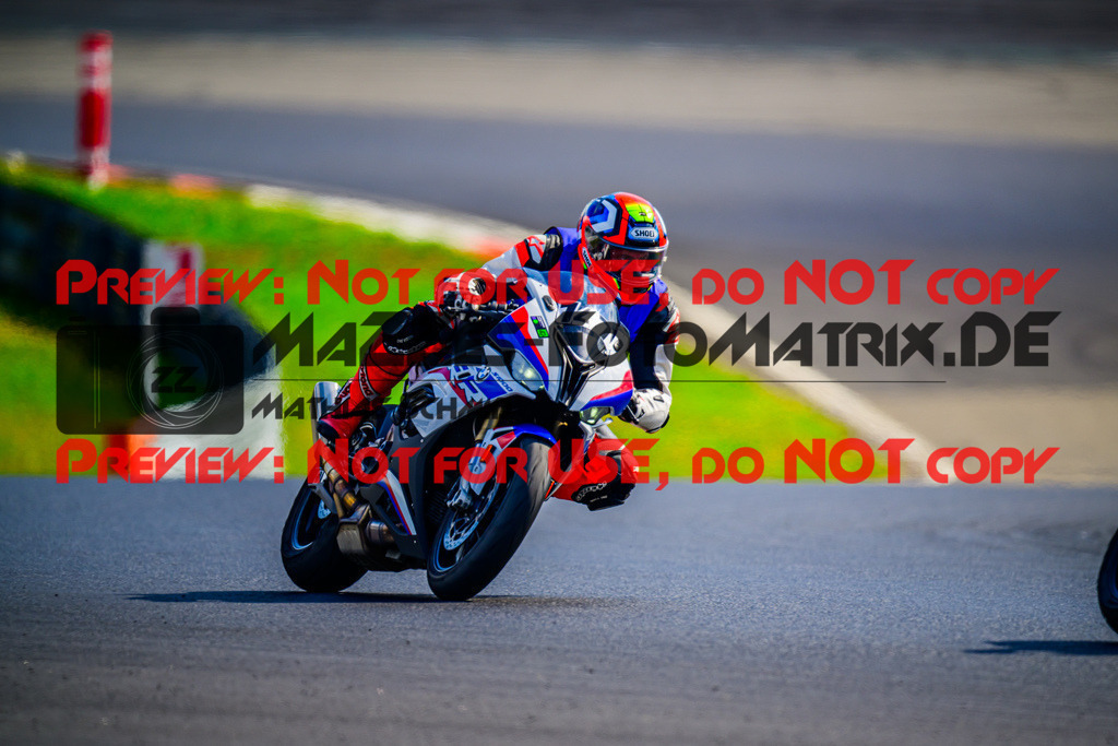 MaZZes_FotoMatrix_240717_6007705_2-274 | INST