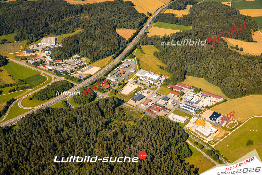 Das Luftbild zeigt : Nonnhof Alfeld - Die Luftaufnahme wurde 2024 vom UL-Flugzeug aus erstellt ( keine Drohne ) - Hochauflösende Luftaufnahme - Für grossformatige Ausdrucke geeignet. Die Geschenkidee !Mit Lizenz und Bildrechte bestellbar