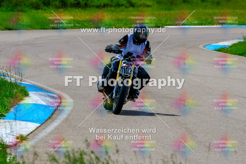 MotoTeam-0079 | Hier findet Ihr Bilder von Touristenfahrten auf der Nürburgring Nordschleife oder von anderen Veranstaltungen die ich besucht habe. Viel Spass beim Durch Schauen 