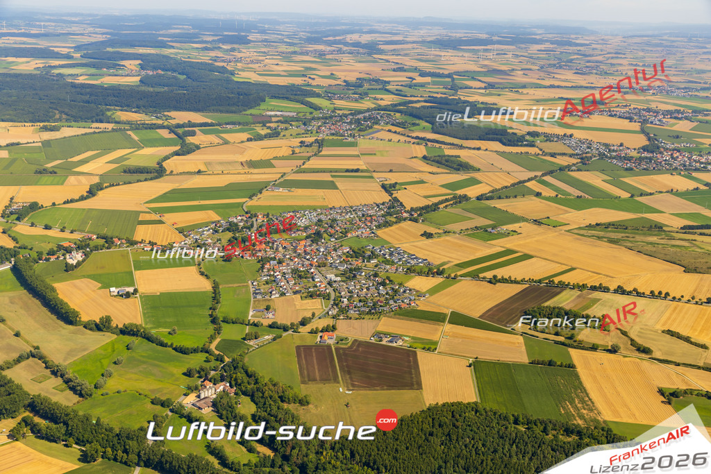 Giershagen Warburg Bild- Das Luftbild wurde 2025 vom UL-Flugzeug heraus erstellt ( keine Drohne bzw. Drohnenaufnahme ) - Hochauflösende Luftaufnahme -Nicht vergleichbar mit Google Maps oder Satelittenbilder- Die Geschenkidee !Mit Lizenz und Bildrechte bestellbar - CC