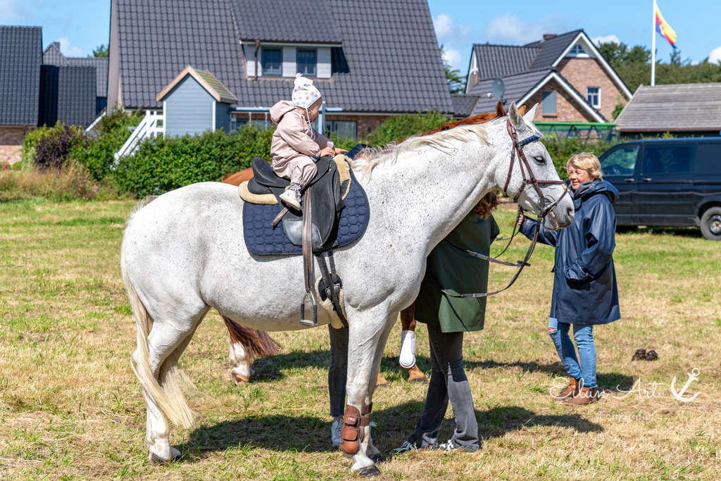 20240707-EAF_8848 | Eilun-Art-Fotografie Levke Martens, ihre Fotografin für Immobilien- und Landschaftsfotografie auf Föhr, Föhrer Motive als Poster, Leinwand, hinter Acrylglas oder stelle dir deinen eigenen Monatskalender zusammen, mit nur einem Klick
